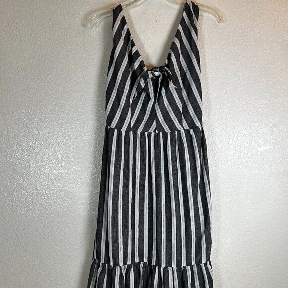 HEARTLOOM White Grey Stripe Justine Dress Sleeveless Tiered Smocked Back Small - Picture 1 of 14
